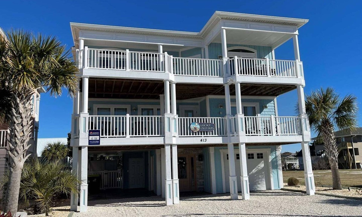 Sunset Beach House | Experience luxury at 413 SSB - Lucky Old Sun: a 5BR 5BA retreat in beautiful Sunset Beach.