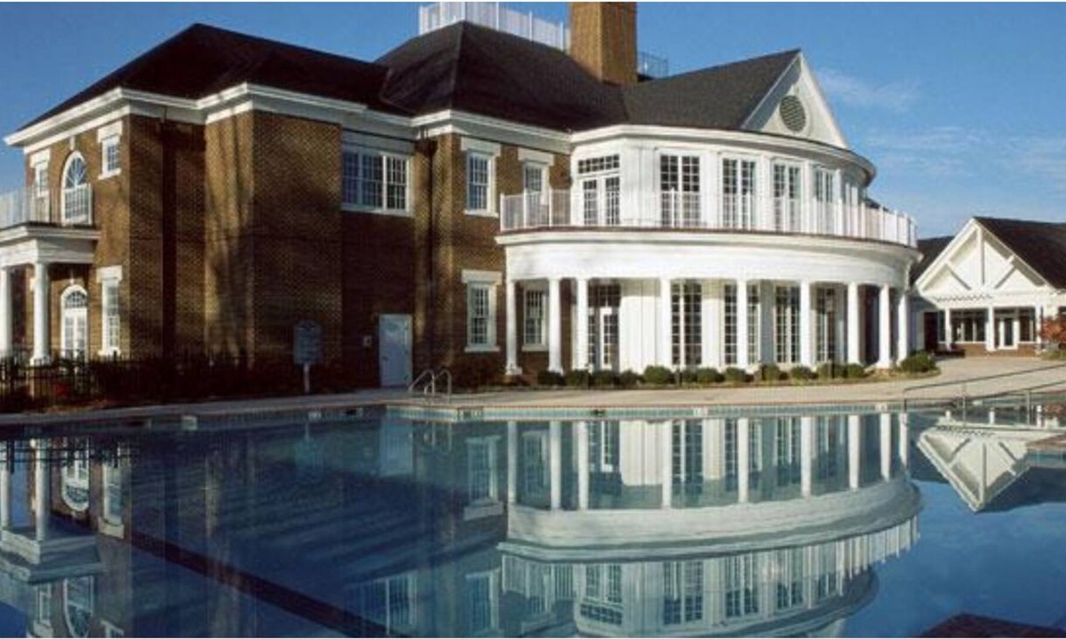 Berkeley Resort | Experience The Beautiful And Historic Williamsburg Virginia