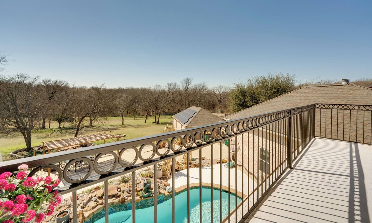 Cedar Hill Apartment | Explore Cedar Hill State Park! Apt w/Pool Access