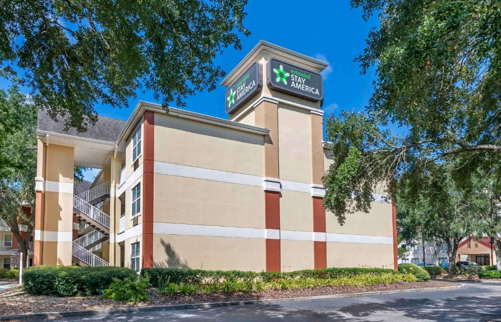 Gainesville Hotel | Extended Stay America Select Suites - Gainesville - I-75