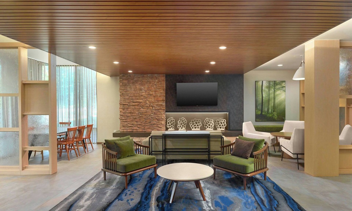 Alpharetta Hotel | Fairfield Inn & Suites By Marriott Alpharetta Avalon Area