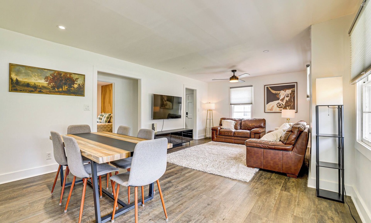 Greer House | Families Welcome, Fenced Yard: Inviting Greer Home