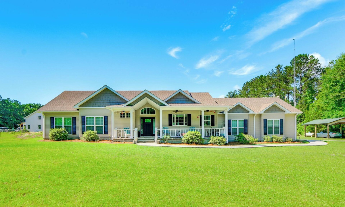 Abbeville House | Family-Friendly Eufaula Area Home w/Boat Parking!