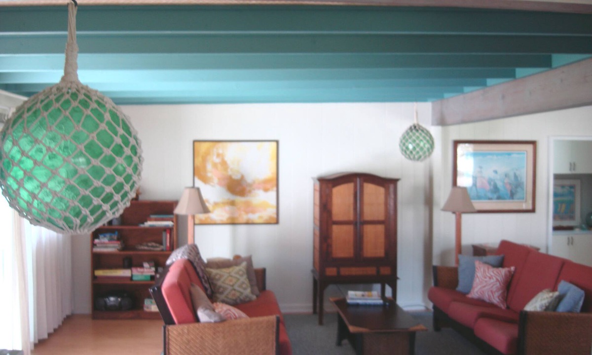 Waimanalo House | Family fun or just relax and say aaah! Max 6, 5 minute walk to Beach !
