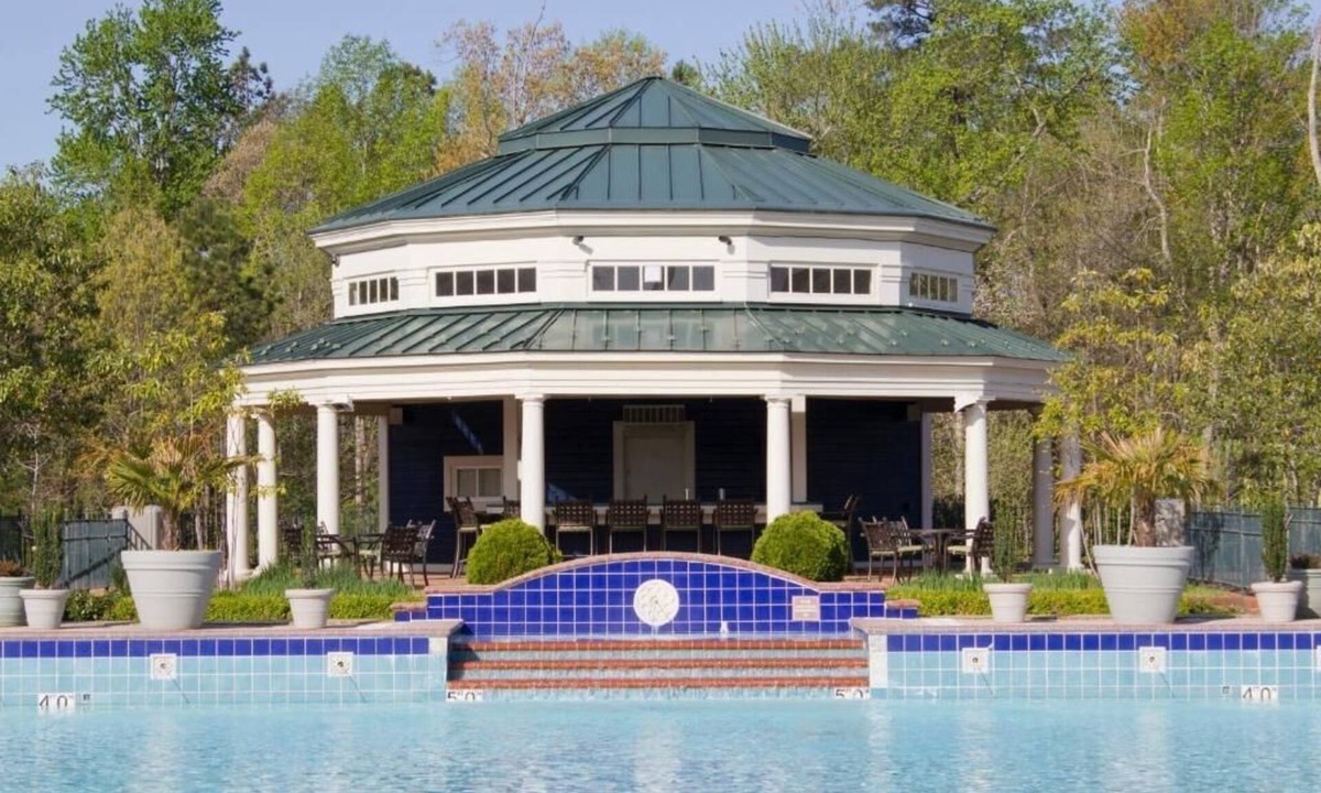 Berkeley Hotel | Family Suite Near Historic Sites – Comfort & Convenience in Every Stay