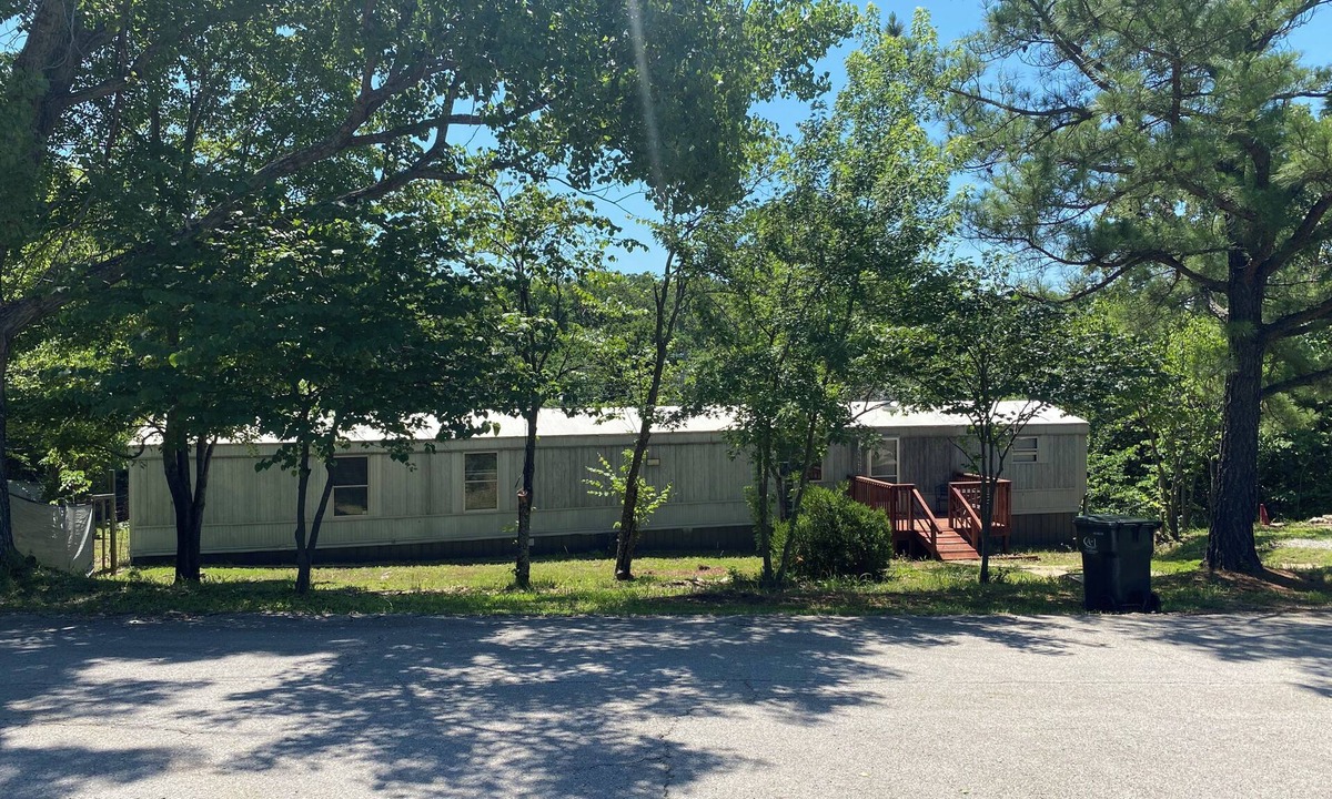 Sand Springs House | Fantastic 2-bedroom mobile home with AC in Sand Springs, keystone lake.