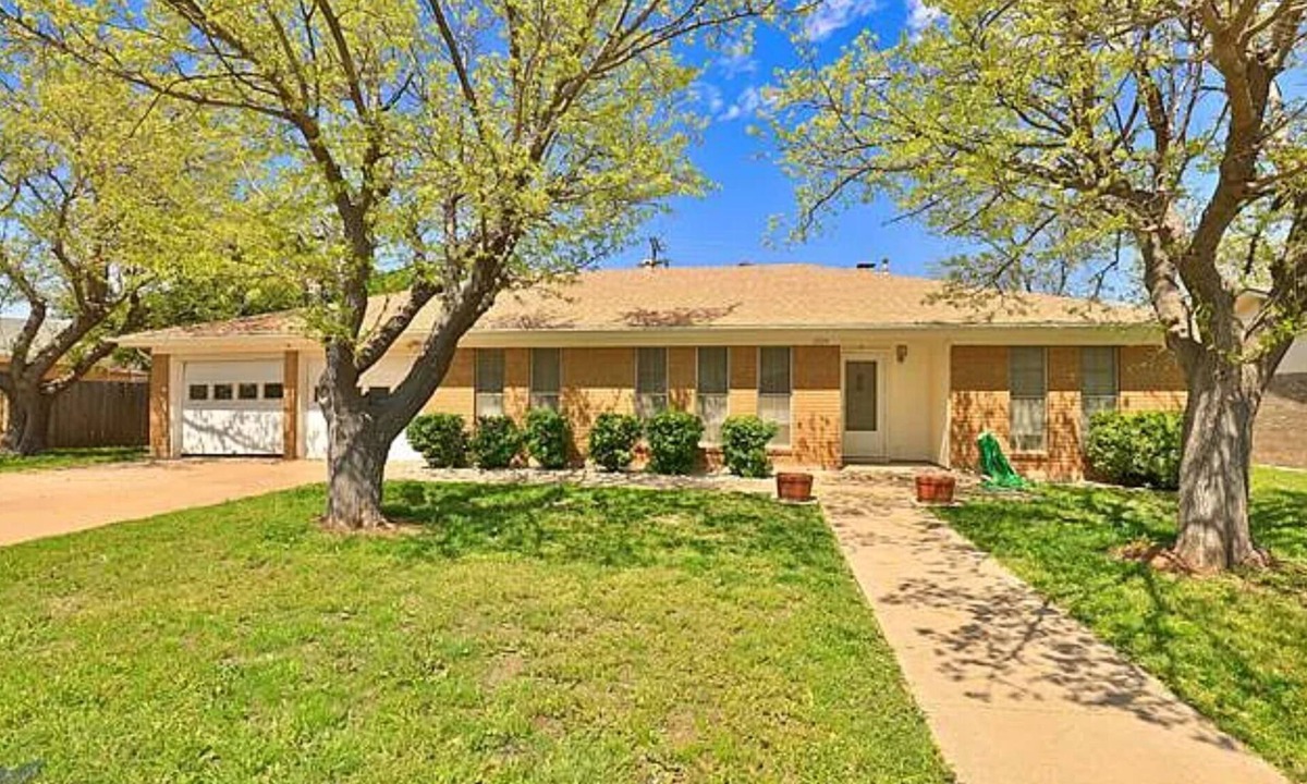 Abilene House | Fantastic 4-bedroom house in Abilene perfect for your getaway
