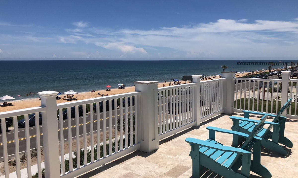 Flagler Beach House | Fantastic View! Beautiful Oceanfront Beach House; Steps to the Beach! 4/6 BR