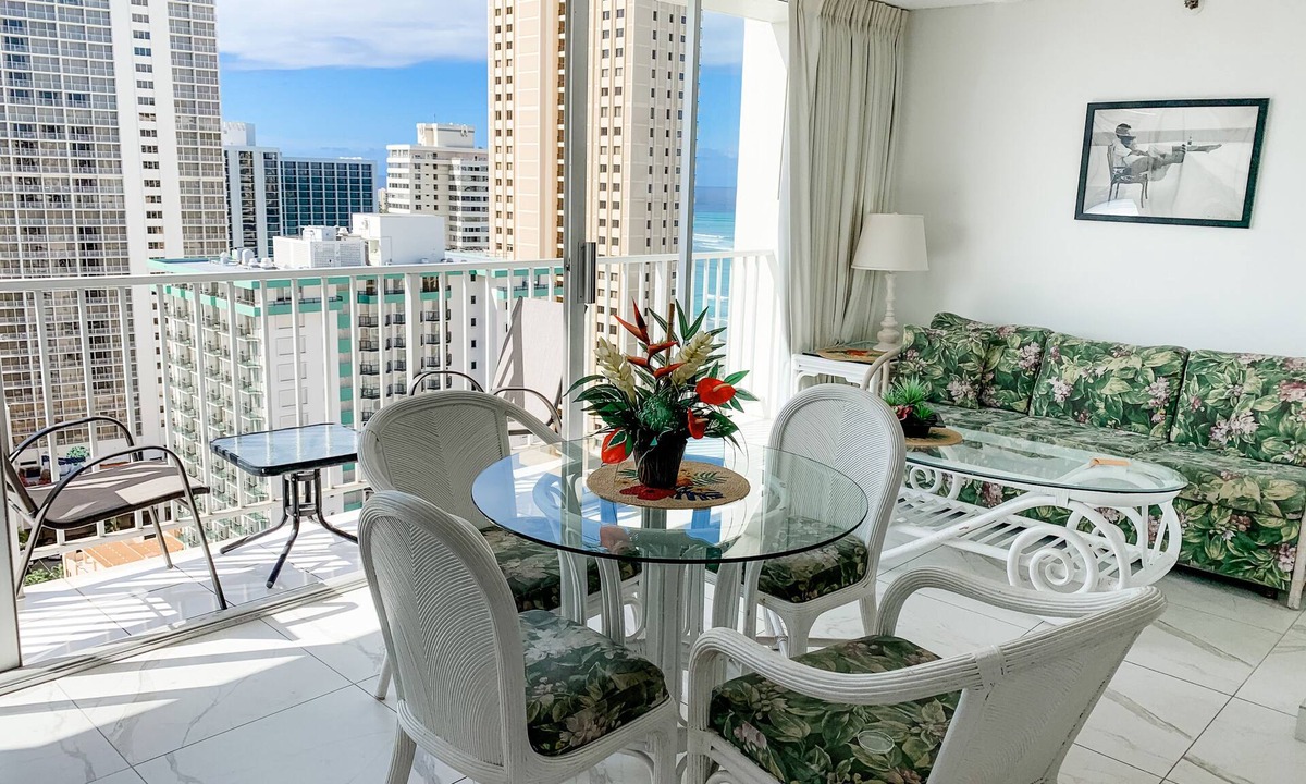 Waikiki Apartment | Fantastic Views, Prime Location, No resort fees, Wifi included