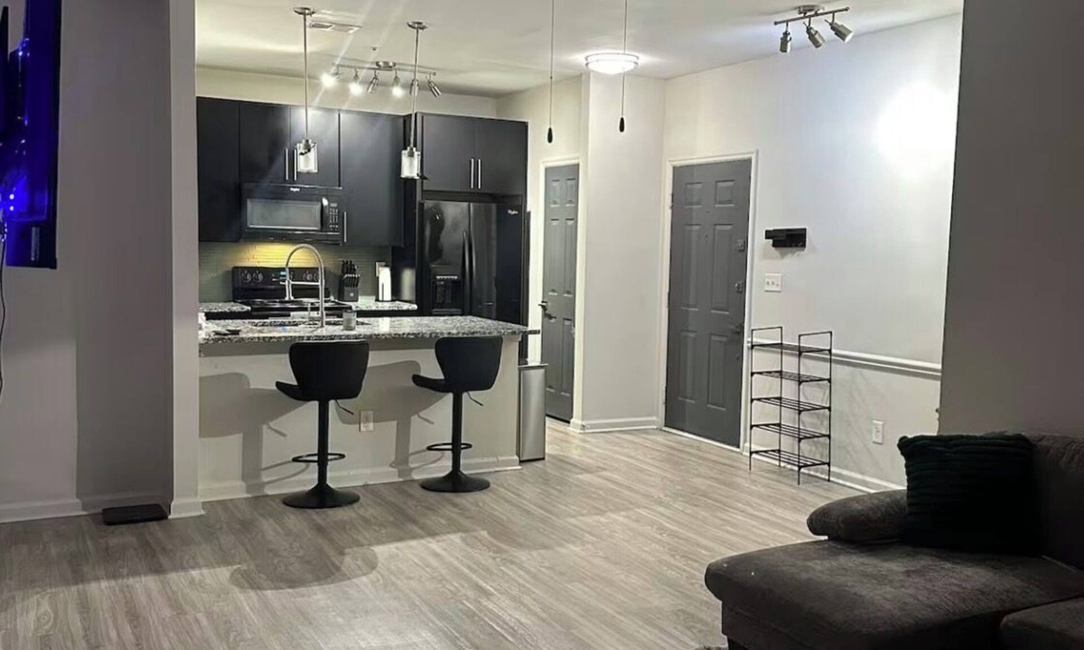 Atlanta Apartment | Final Weeks: World Cup 2026 · 2BR/2BA · Pool · MARTA Access