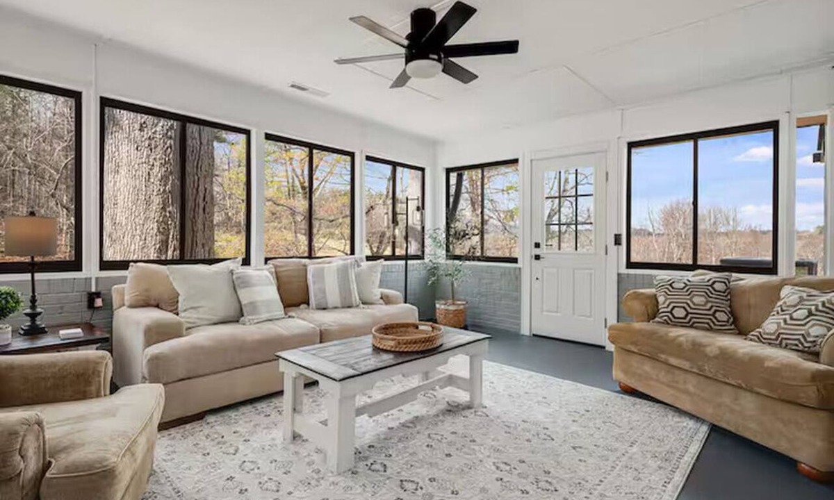 Hendersonville House | Fire Pit, BBQ & Room for Everyone | Spacious 4BR/3BA in Hendersonville