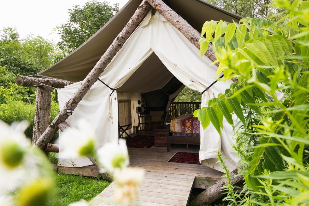 South Hill Other | Firelight Camps