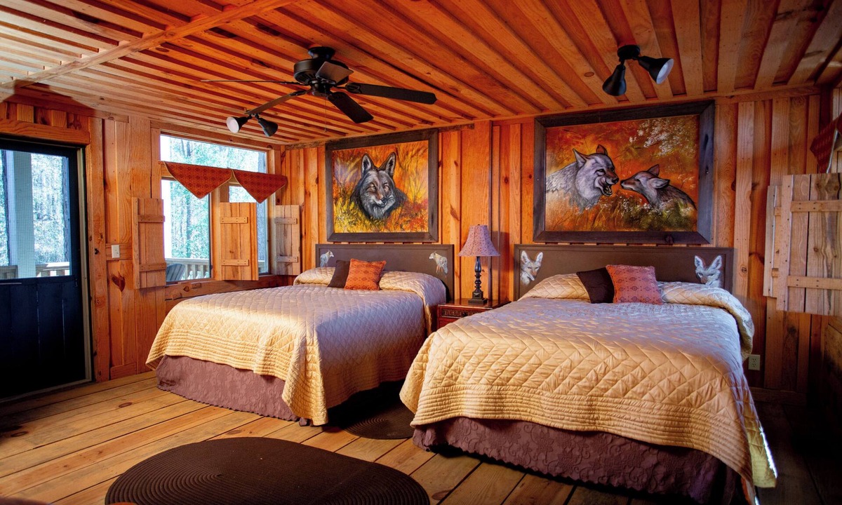 Swainsboro Cottage | Flat Creek Lodge Coyote Condo 1 hr 15 min form Augusta National