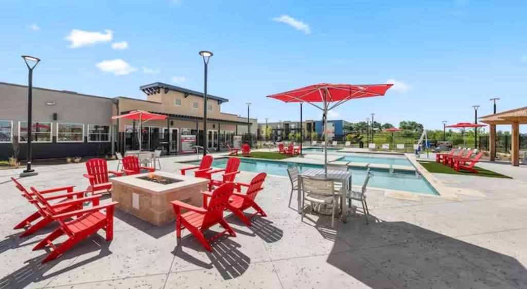 Jarrell Apartment | Flatz 1118