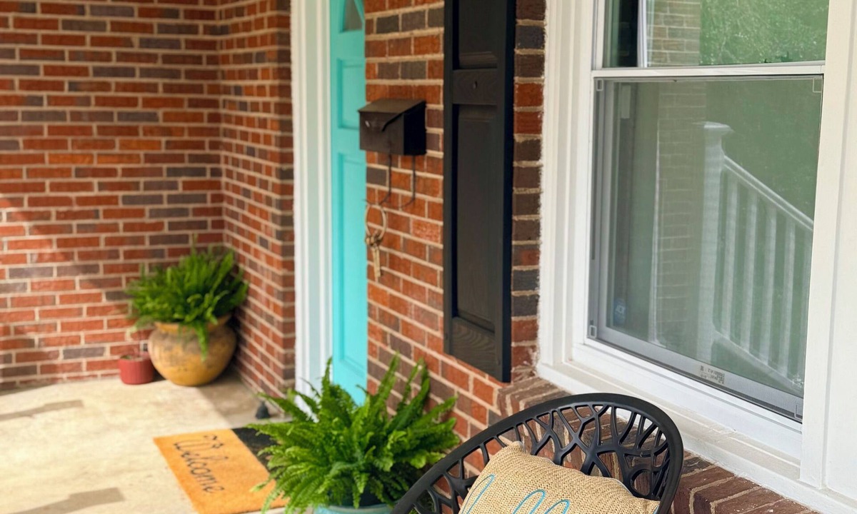 Winston - Salem House | Flexible 4 Bedroom Retreat-2-4BR, Spacious, Cozy Stay for any Getaway &Purpose