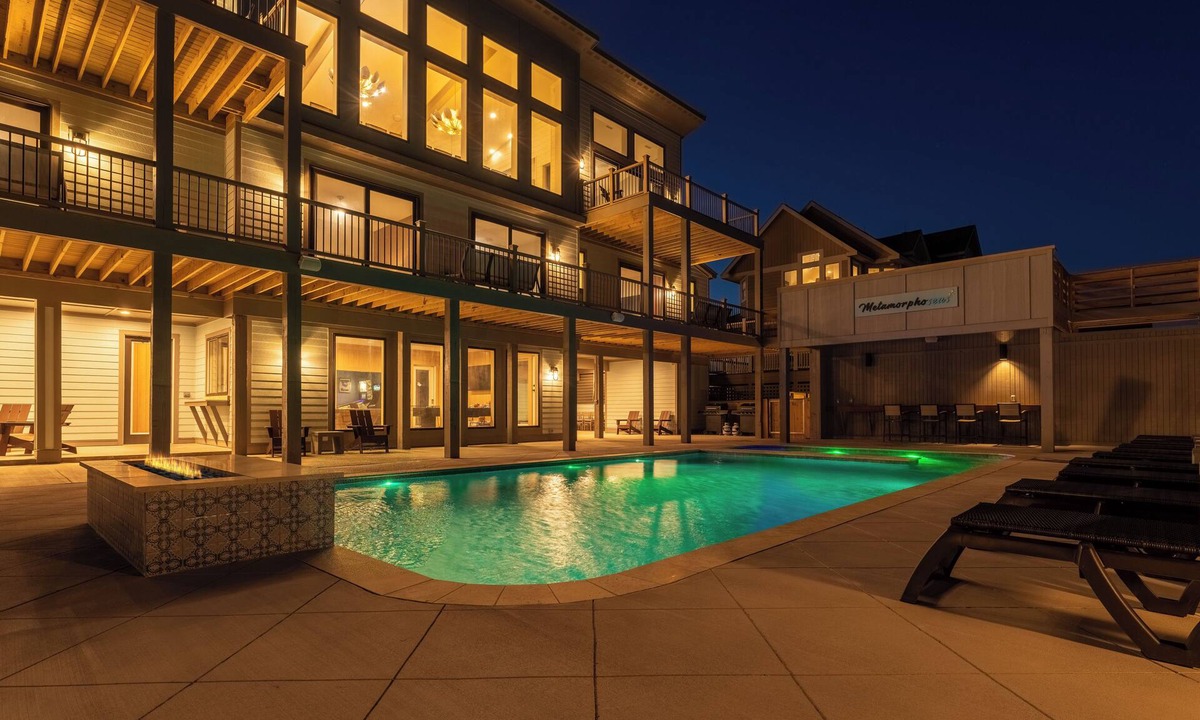 Whalehead Beach House | Free Cabana Service in Summer + Pets Stay free