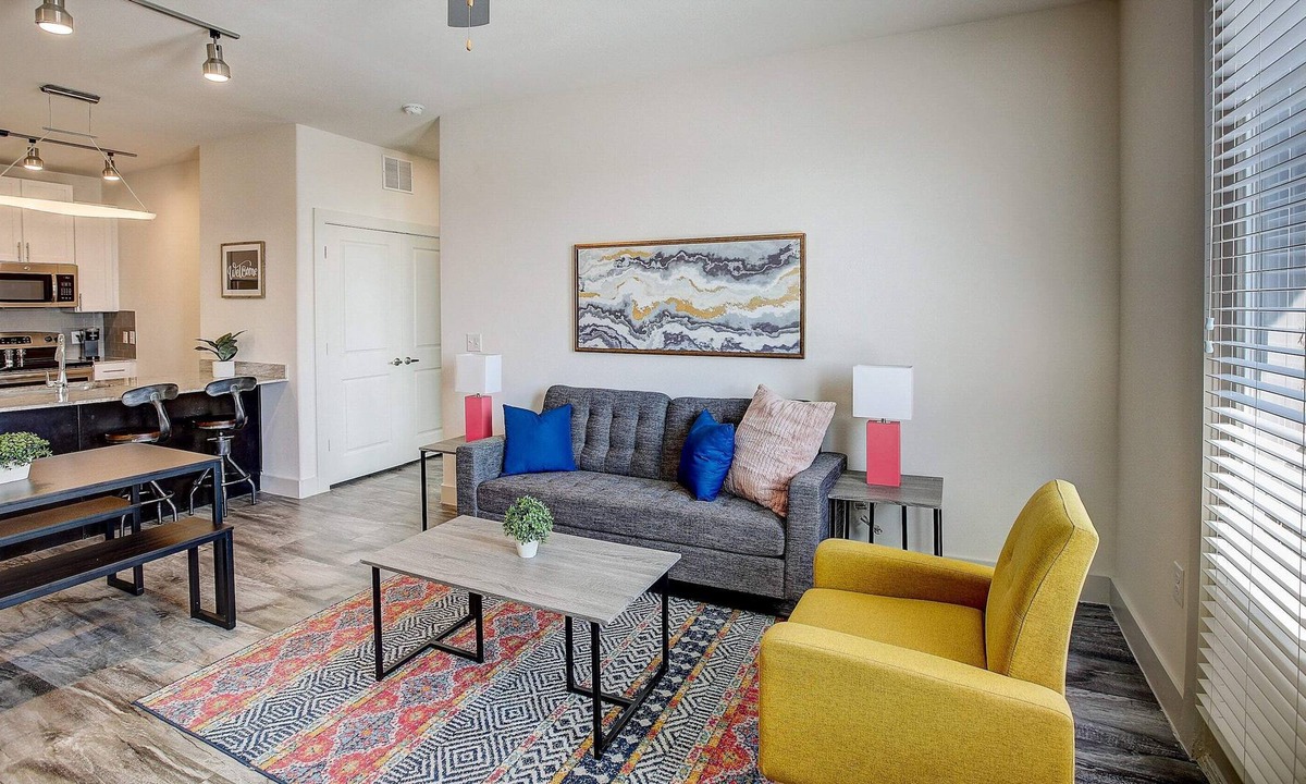 North Burnet Apartment | Frontdesk | 2 BR Apt near Walnut Creek Metro Park