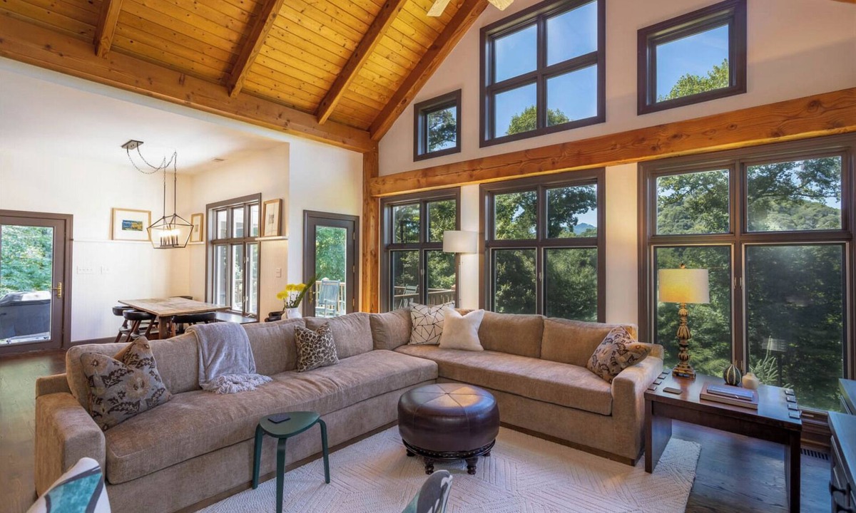 Blowing Rock Cabin | Fully Equipped Cottage near Blowing Rock