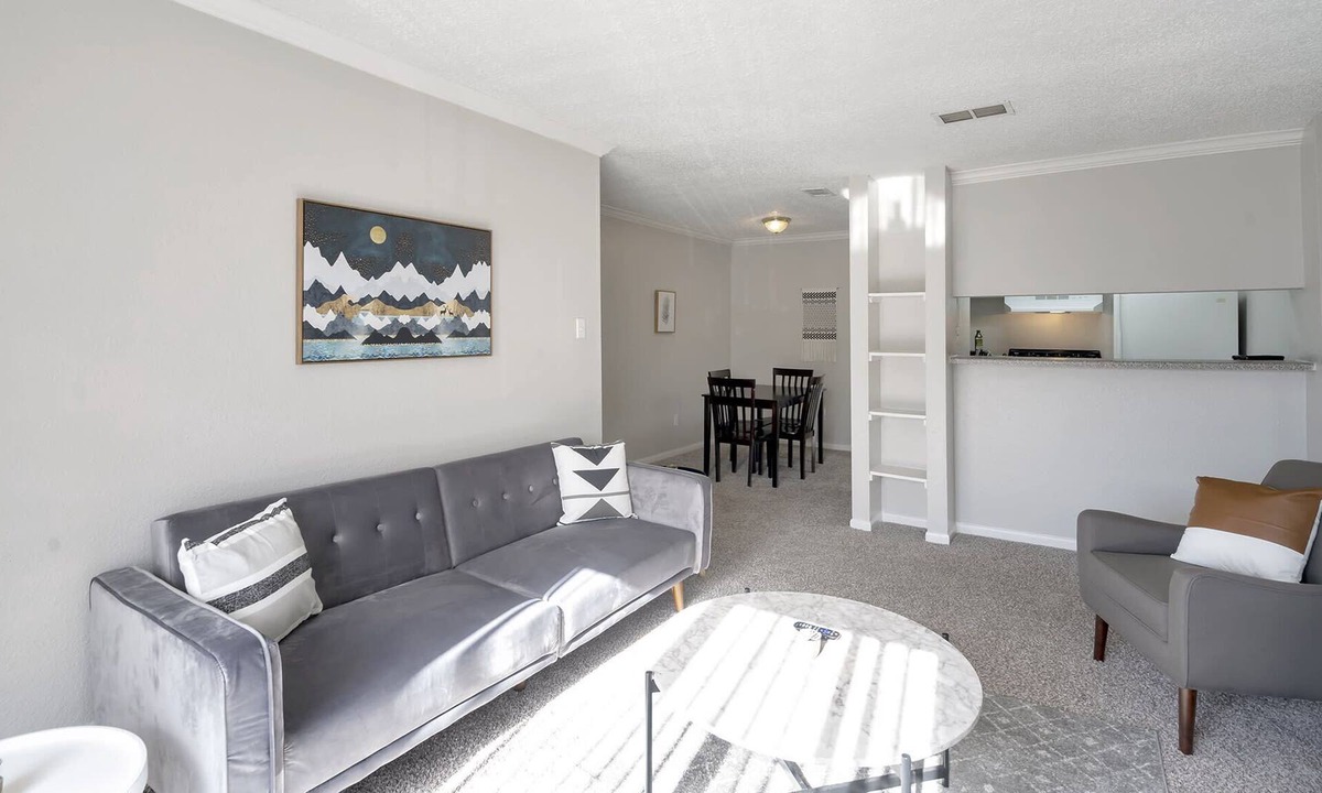 Midland Condo | Fully-Equipped Kitchen Perfect for Oil Industry