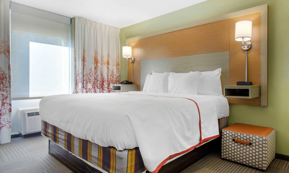 Columbia Hotel | Gallus Stadium Park Inn, an Ascend Collection Hotel