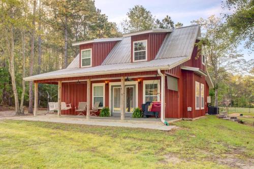 Wray House | Georgia Farmhouse: Lake Access, Private Beach