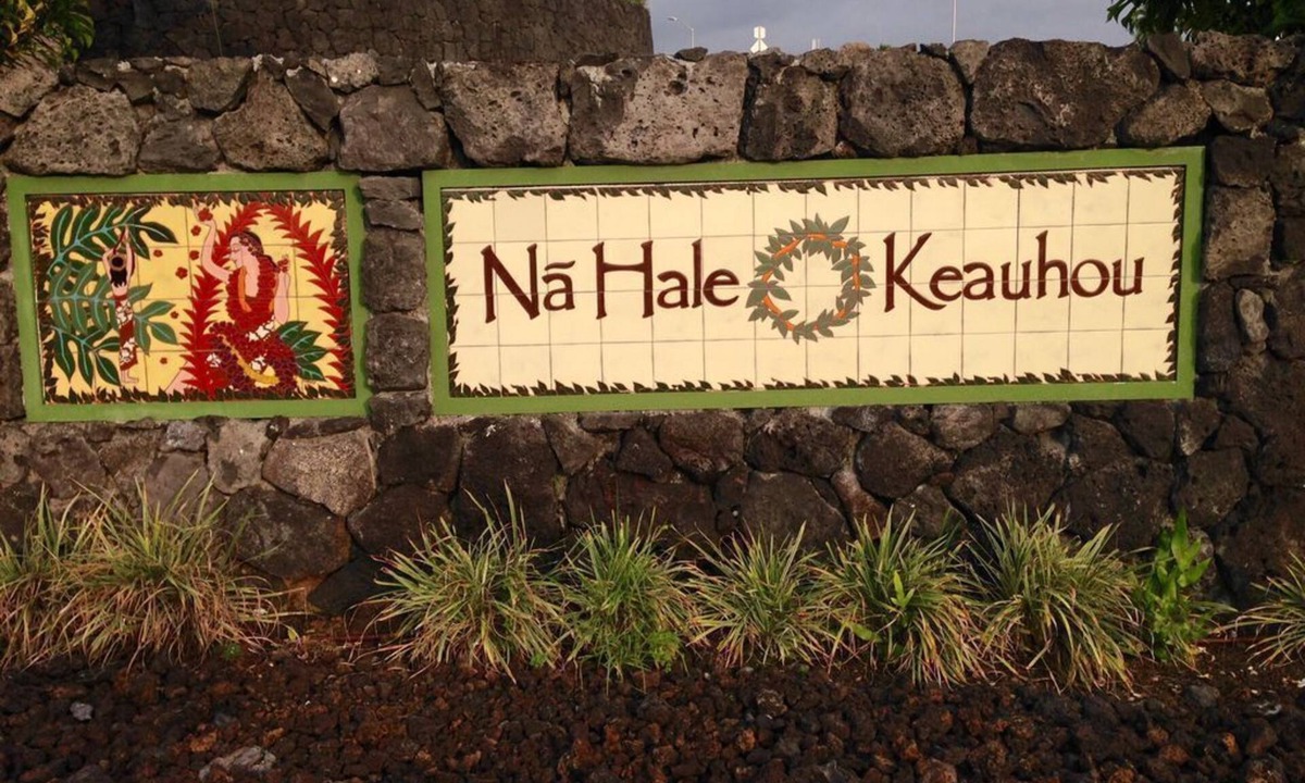 Kahaluu Bay House | Gorgeous Oceanview Townhome - AC included!