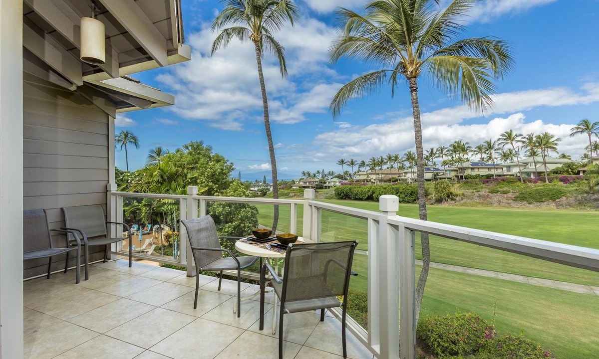 Wailea Condo | Grand Champions 68! Enjoy stunning golf and ocean views from this inviting condo