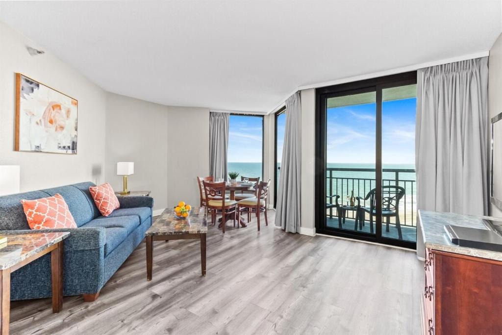 Myrtle Beach Apartment | Grand Oceanfront 1Br Suite, Dogs OK! 710