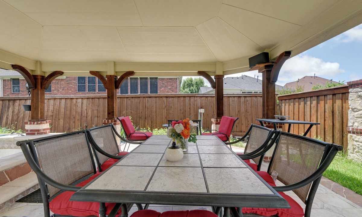 Tarrant County Apartment | Grand Prairie Hub Near Lake & Med Center!