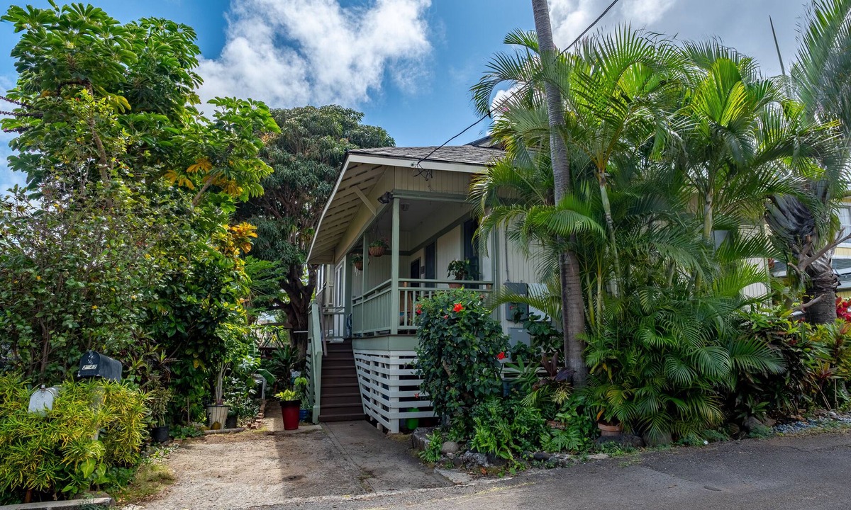 Wailuku House | Gratitude Bed and Breakfast BBWK2022/0001
