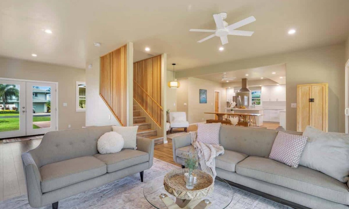 Princeville House | Hale Namakeha! New Modern Home, Stylish Design +AC