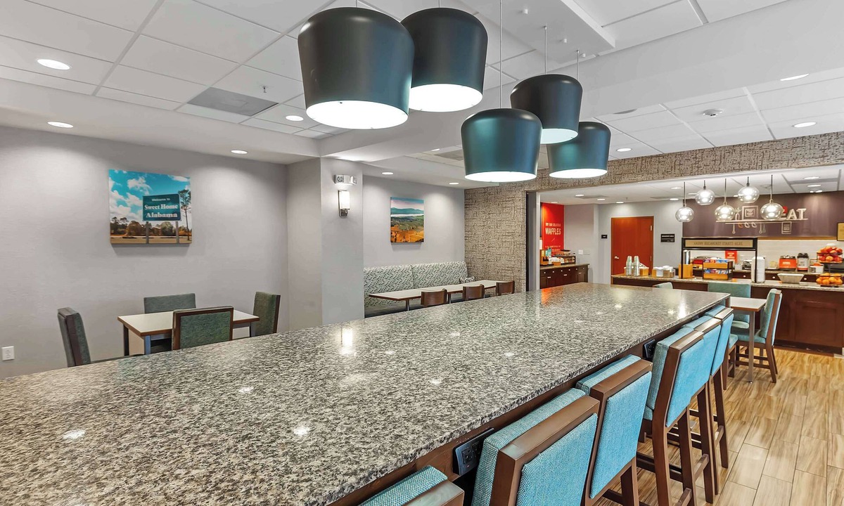 Atmore Hotel | Hampton Inn Atmore