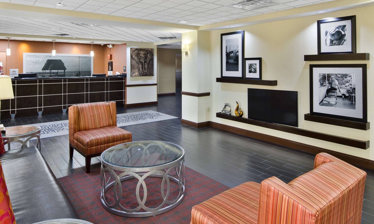 Flemington Hotel | Hampton Inn Hinesville
