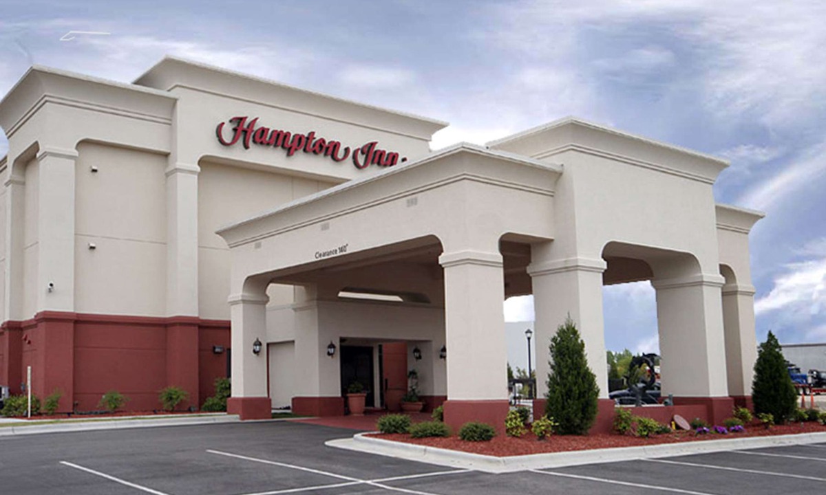 Stony Creek Hotel | Hampton Inn Stony Creek