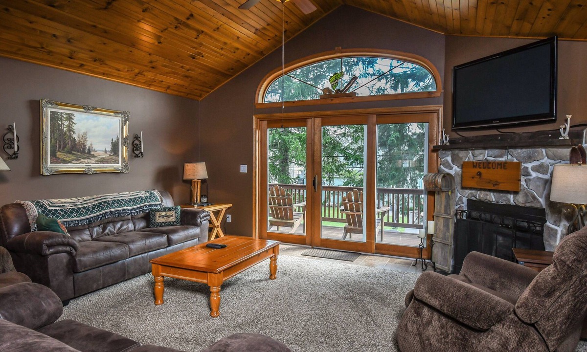 McHenry Cabin | Happy Landing by Taylor Made Deep Creek