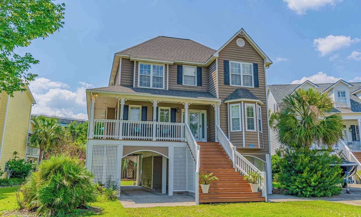 Nixons Crossroads House | Harbour Gate Family "Captains Quarters"