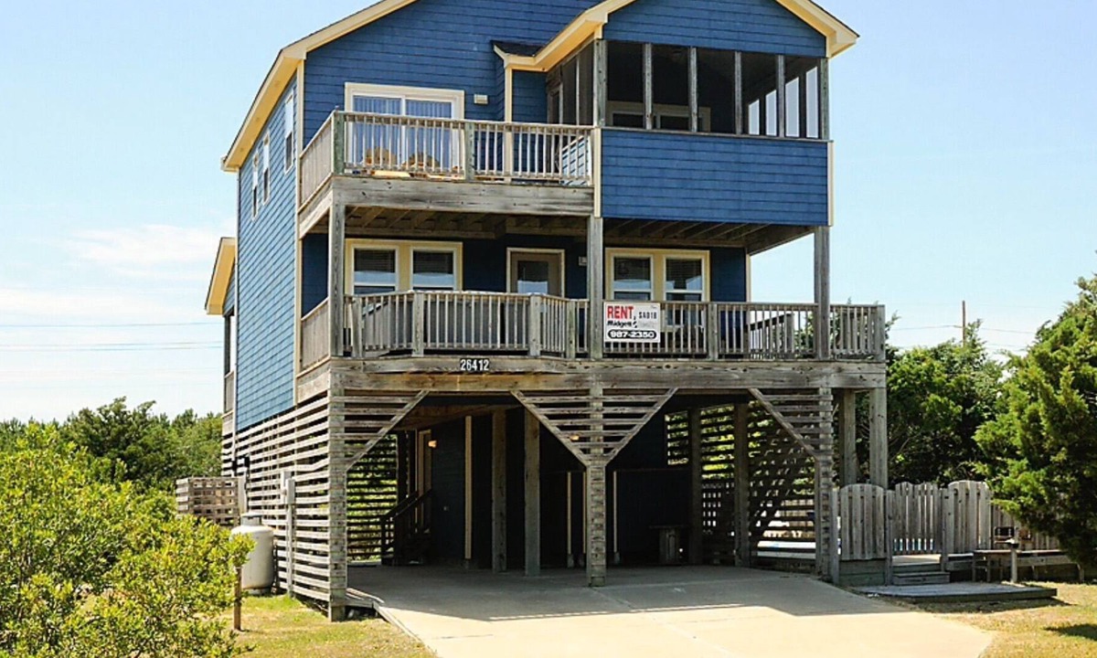 Salvo Cottage | Hatteras Island with ocean views!