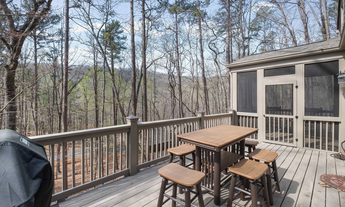 Big Canoe Cabin | Hearthside Cottage in Big Canoe