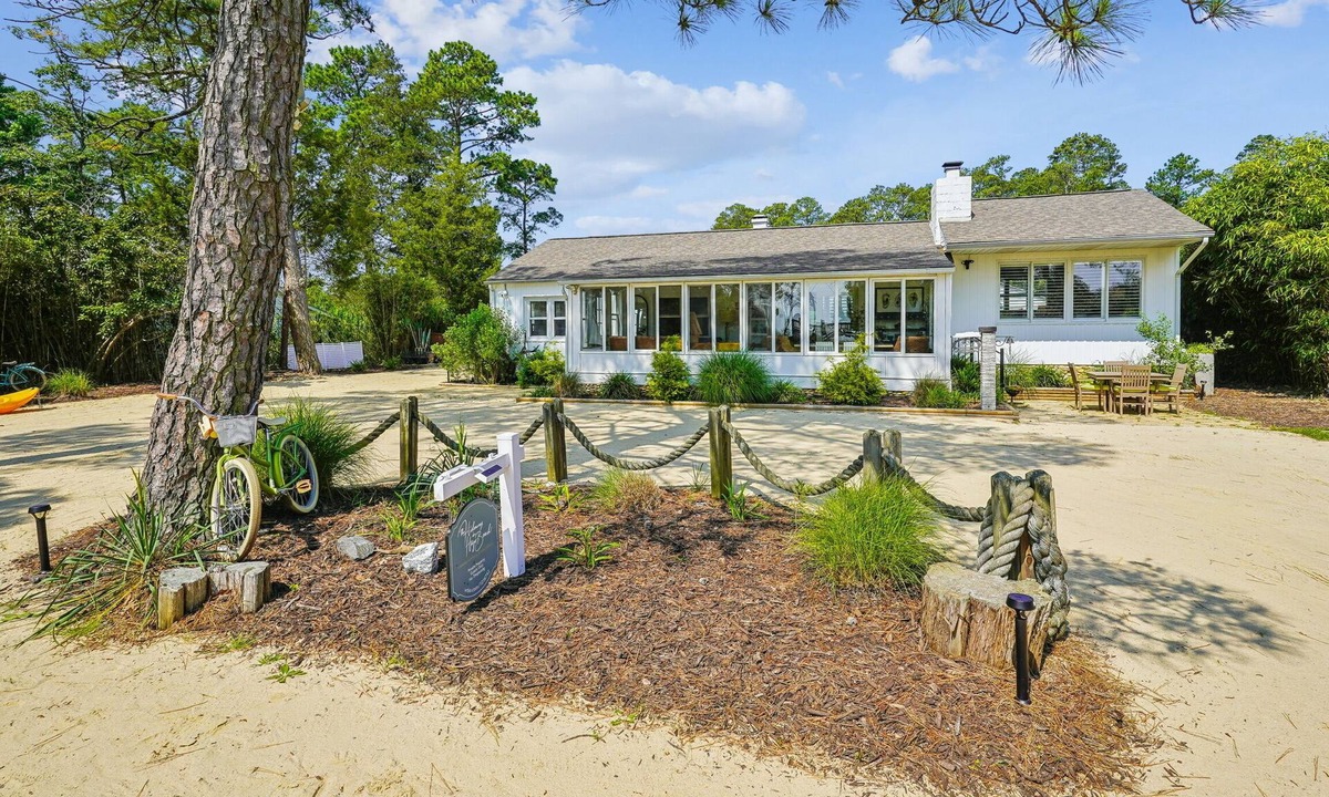 Point Lookout House | Hideaway in Hays Beach: Western Sandy Shore of Chesapeake Bay and 5g WiFi!
