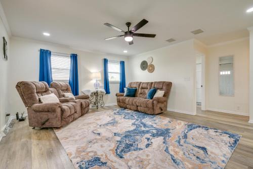 Grover House | Hiking, Blackjack & More! Charming Home in Grover