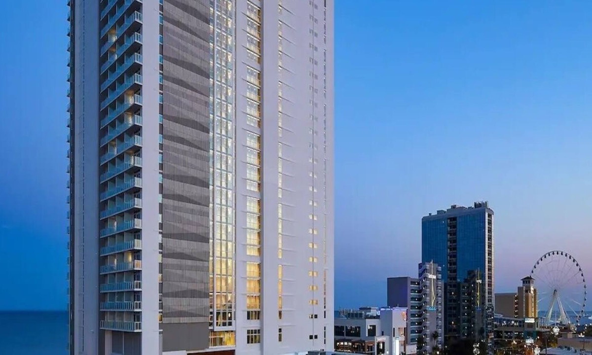 Downtown Myrtle Beach Villa | Hilton Grand Vacation Club Ocean Enclave 2 bedroom