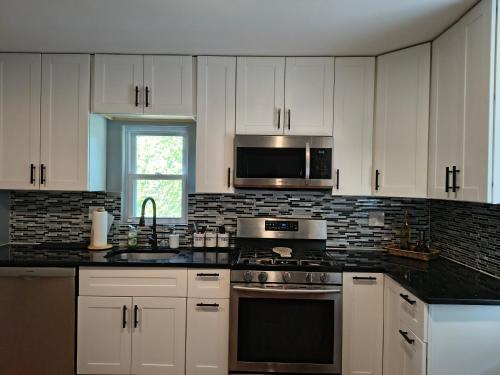 Capitol Heights House | Historic Comfortable Prince George's Home