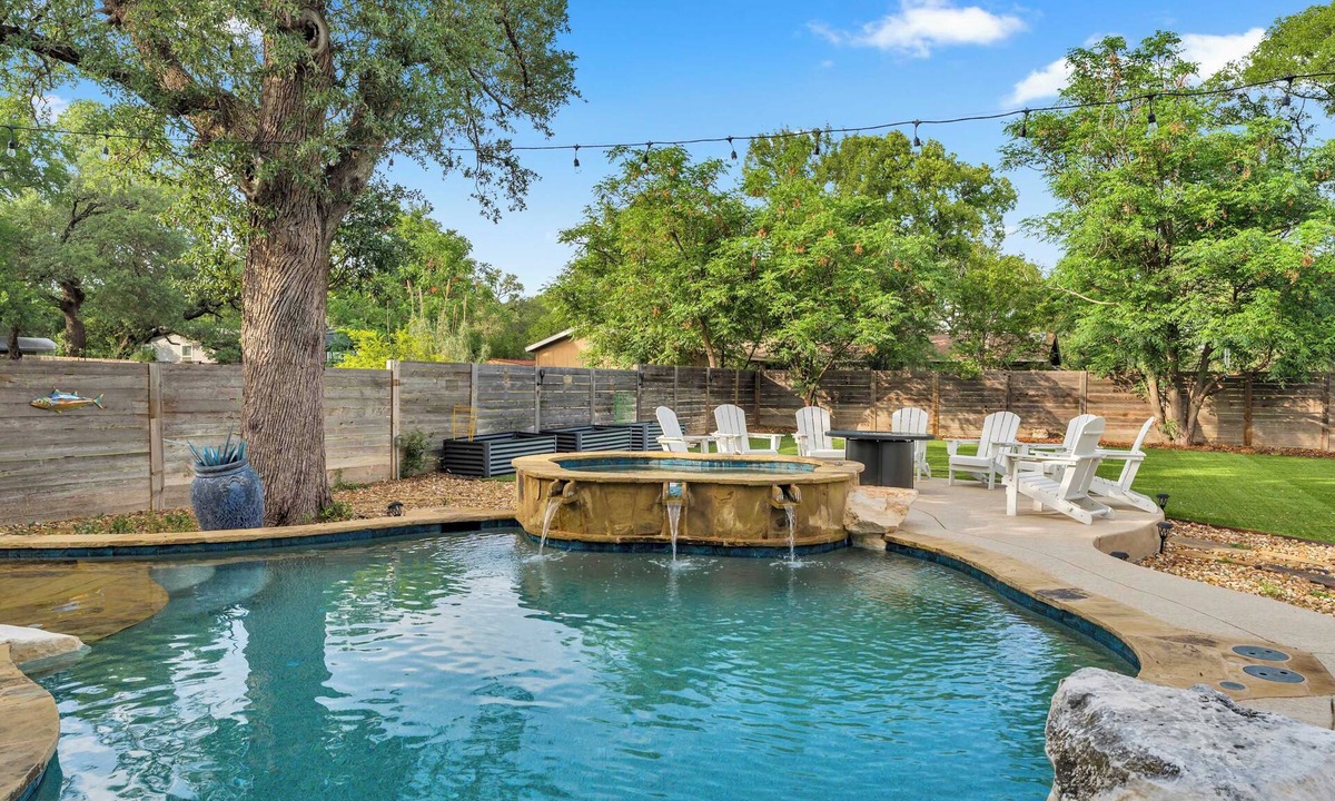 Granite Shoals House | Holiday House - Pool, Boat Lift, & Lake Access