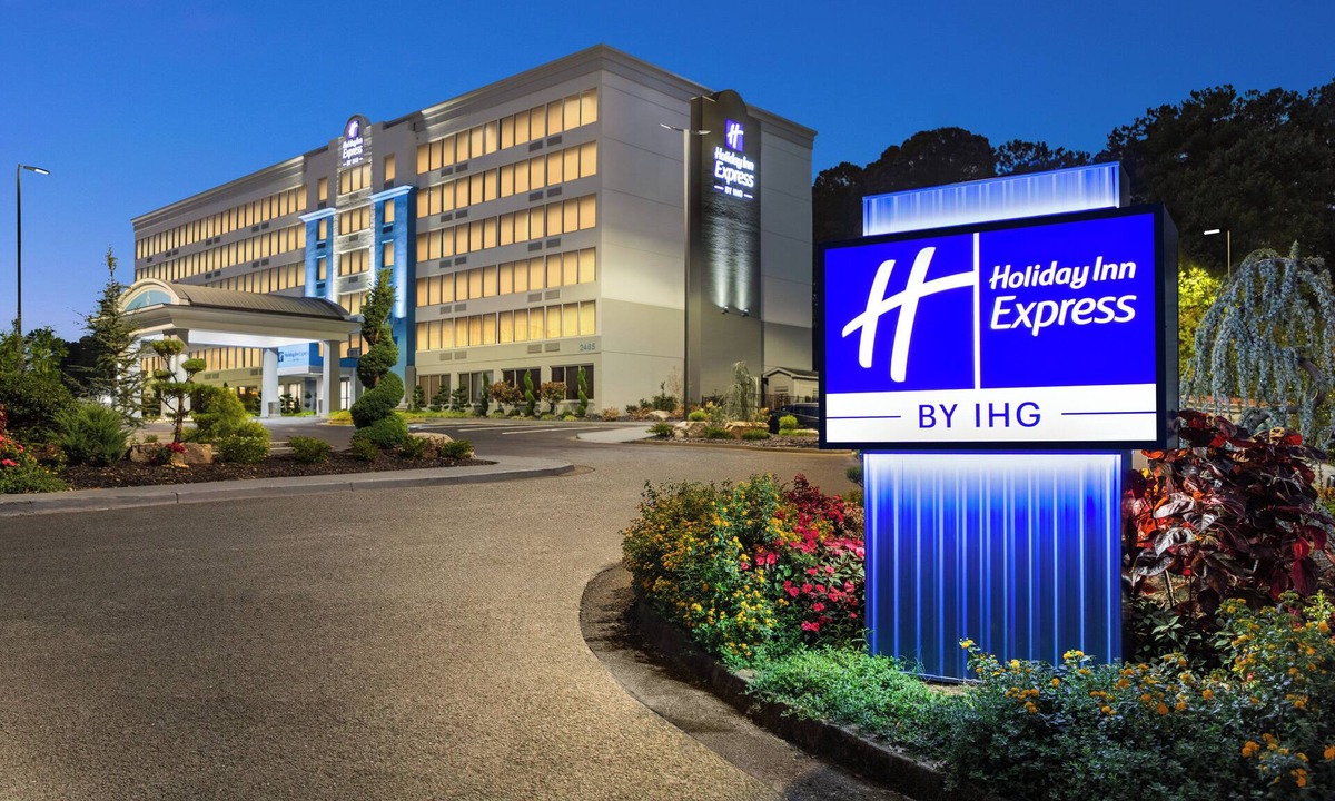 Town Center Hotel | Holiday Inn Express - Atlanta/Kennesaw by IHG