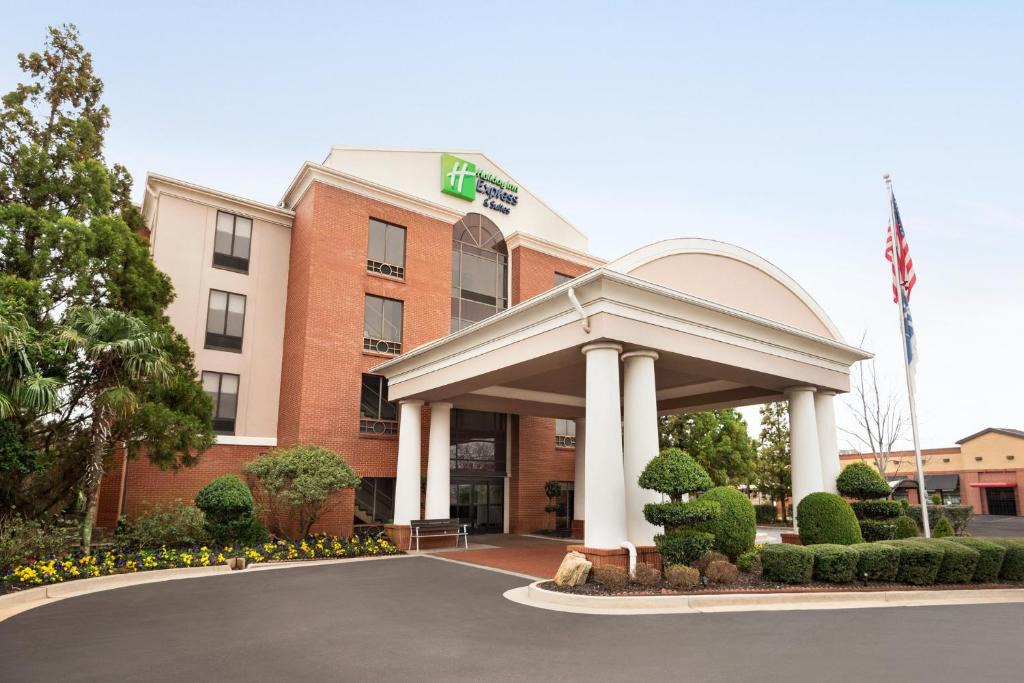 McDonough Hotel | Holiday Inn Express Hotel & Suites McDonough by IHG
