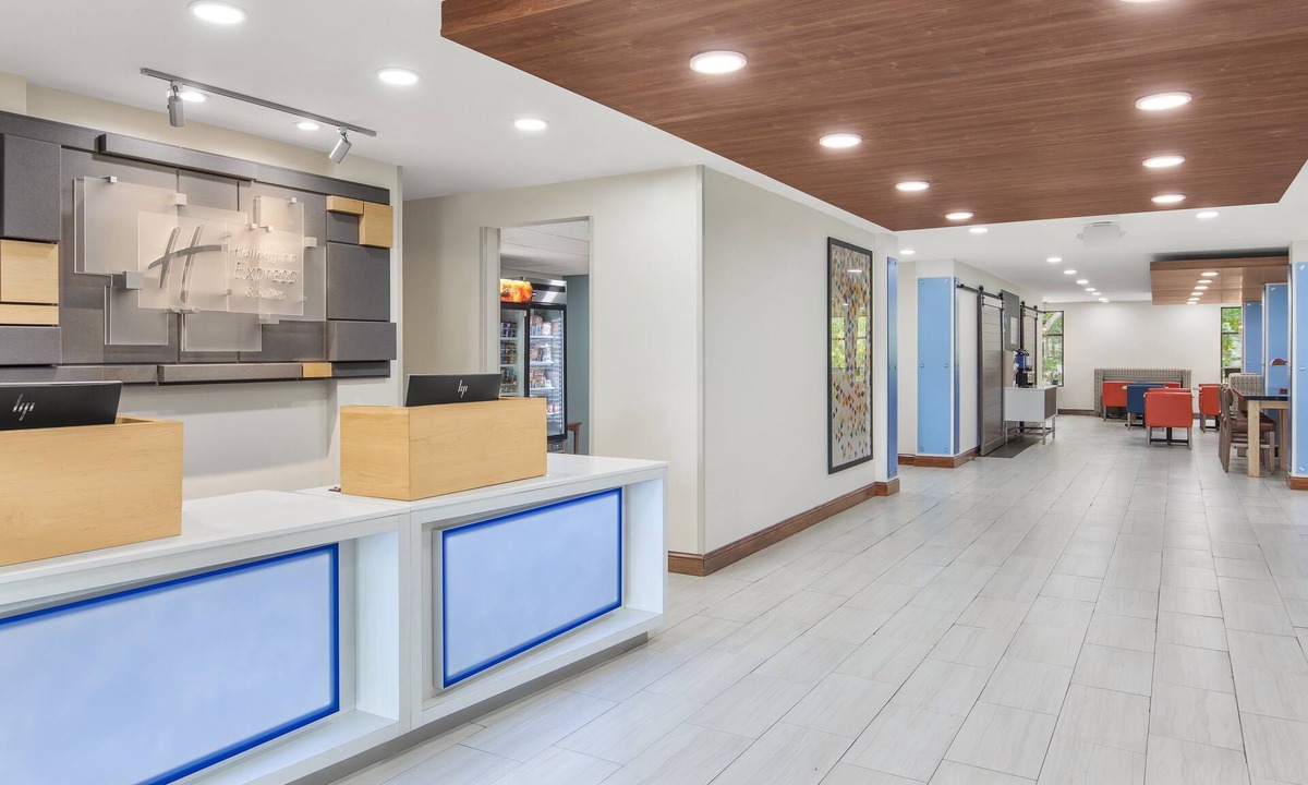 Hardeeville Hotel | Holiday Inn Express & Suites Hardeeville - Hilton Head by IHG