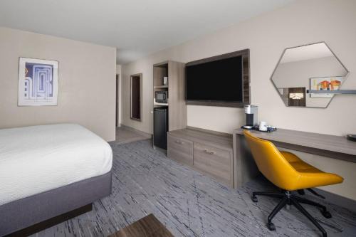 Tifton Hotel | Holiday Inn Express Tifton by IHG