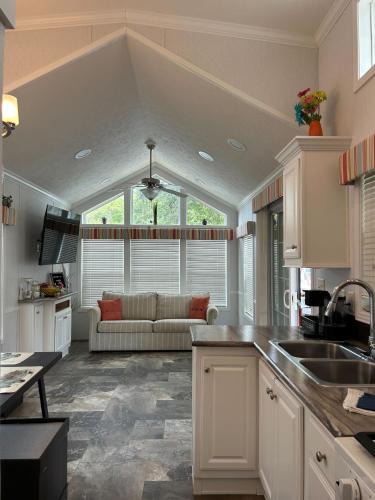 Holly Ridge Resort | Holly Ridge Retreat with Loft and Pet Friendly plus Long Term Stay Allowed