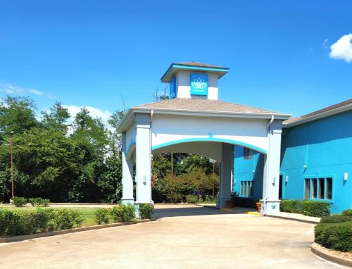 Fairfield Hotel | Hotel Blue Fairfield TX
