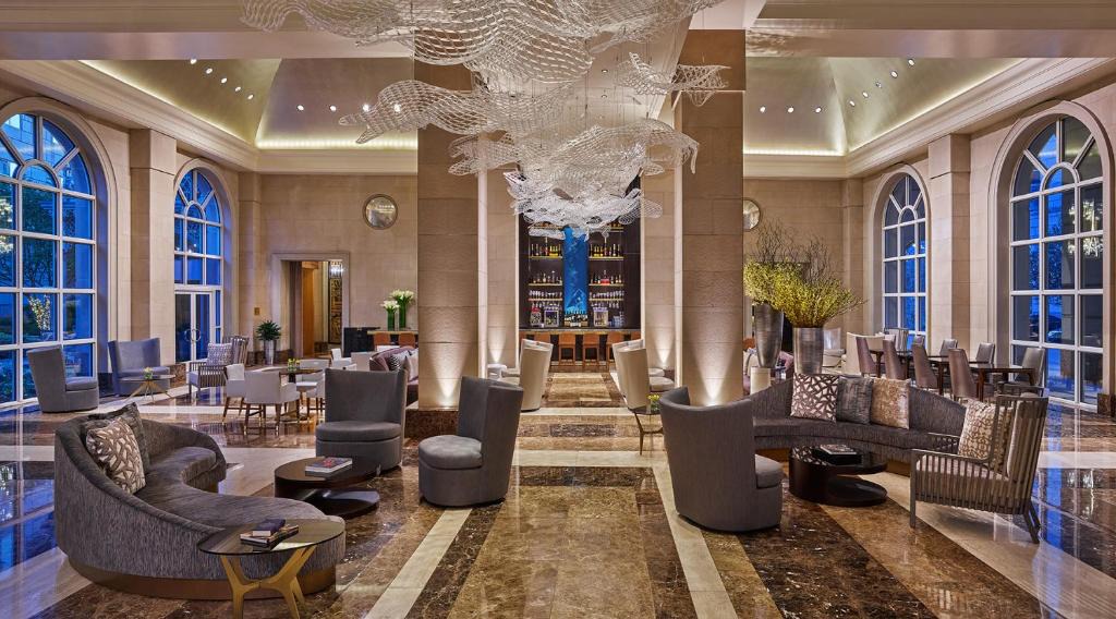 Uptown Hotel | Hotel Crescent Court